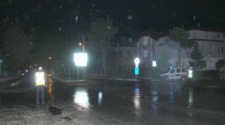 İznik Polisi Dolandırıcıları Yakalamak İ&ccedil;in İl&ccedil;e Giriş Ve &Ccedil;ıkışını Tuttu