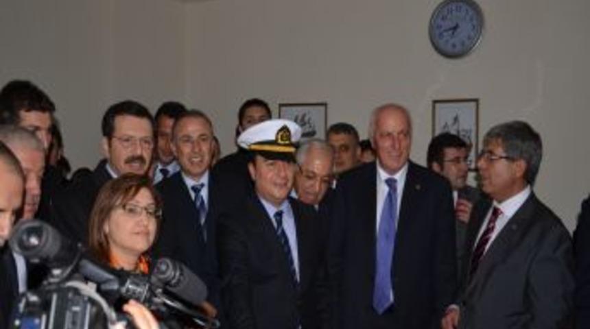 Başbakan Yardımcısı Ali Babacan, Kaptan K&ouml;şk&uuml;ne &Ccedil;ıktı