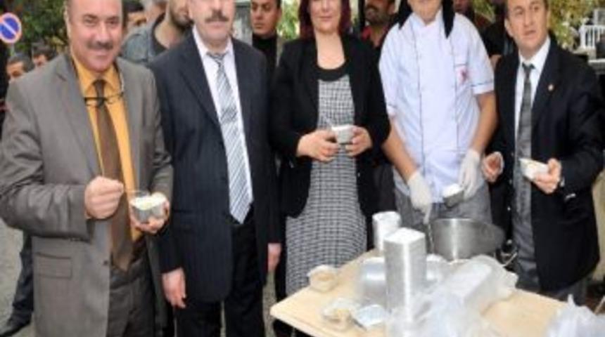 Aydın Esnafından Aşure Hayrı