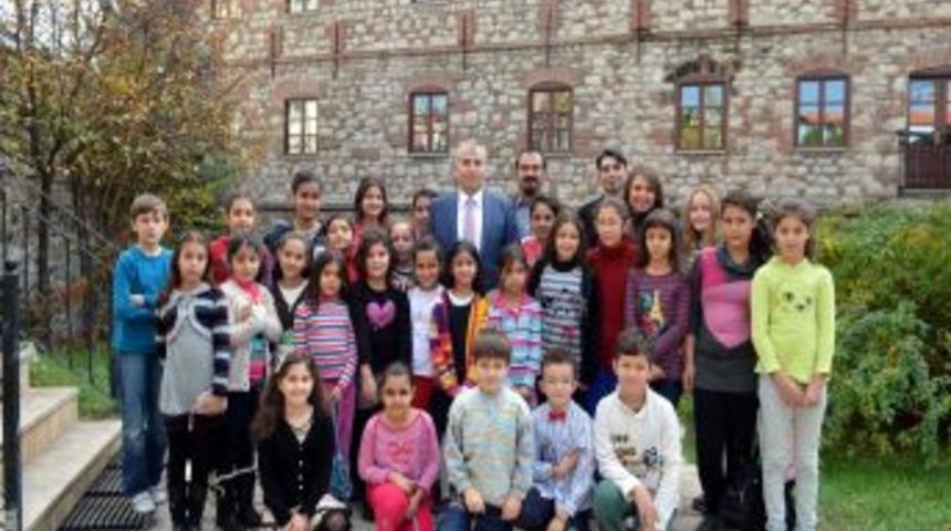 Tarihi Un Fabrikasında Binlerce Kişi Konservatuar Eğitimi Alıyor