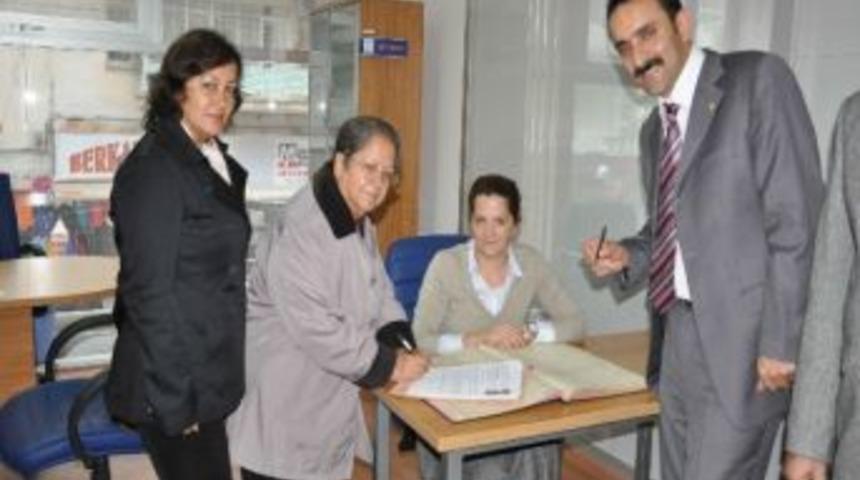 Eli &Ouml;p&uuml;lesi Hayırsever