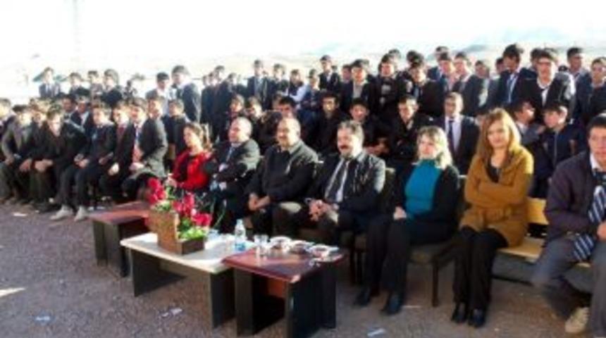 Er&ccedil;ek &Ccedil;ok Programlı Lisesi&rsquo;nden &Ouml;rnek Davranış