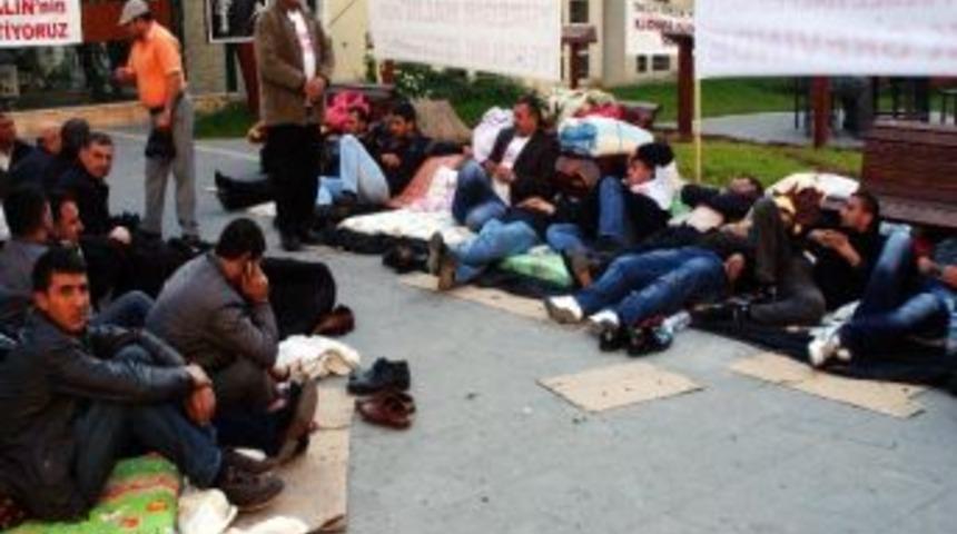 Adana'da Hal Esnafının A&ccedil;lık Grevi 5. G&uuml;ne Girdi