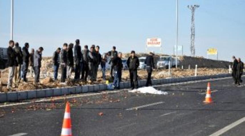 Nusaybin'de Trafik Kazası: 1 &Ouml;l&uuml;