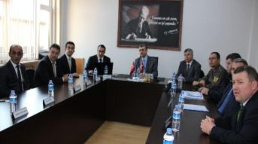 Vali Savur, Kurucaşile'de Brifing Aldı