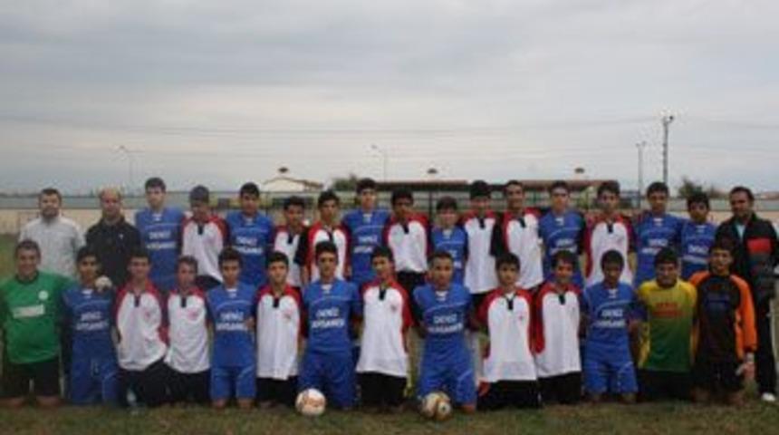 Şampiyonun adı değişmedi: Şelale Lisesi