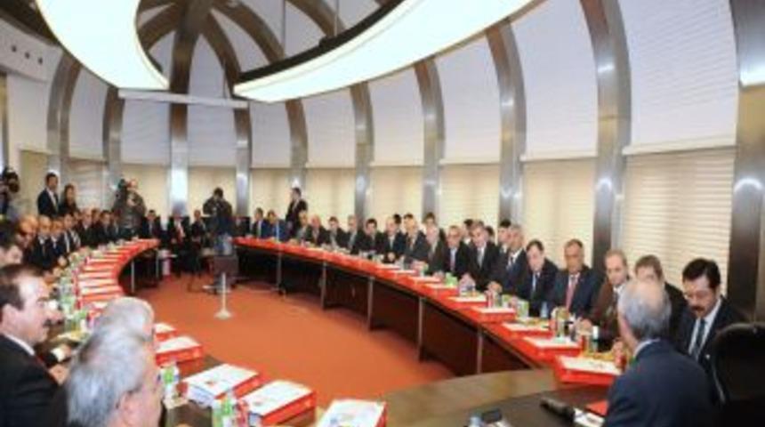 Sinecem: T&uuml;m Partileri Ziyaret Edeceğiz