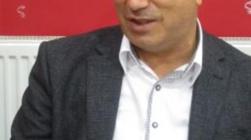 Milletvekili Işık: Anneme, 'M&uuml;sl&uuml;man Bir Adam, Erdoğan Başbakan Oldu' Dedim