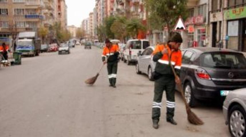 Kurtuluş Mahallesi Caddeleri Temizlendi