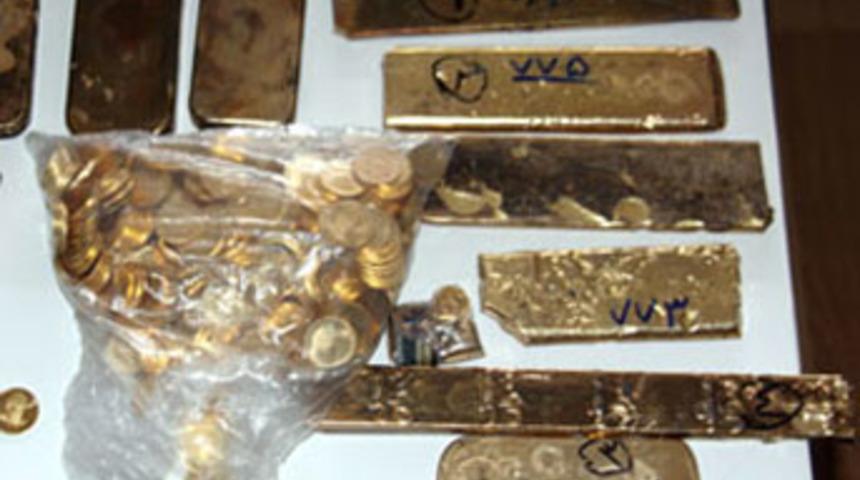 Otob&uuml;sten 13 kilo altın &ccedil;ıktı