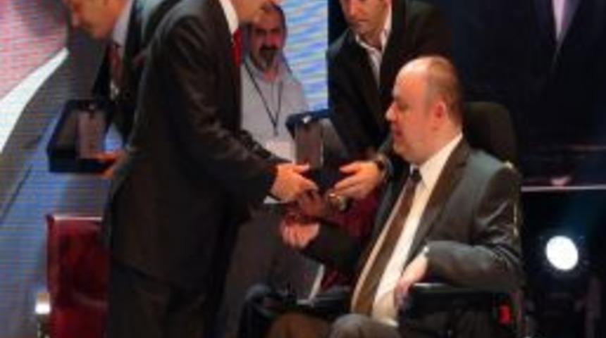 Kılı&ccedil;daroğlu'ndan Engellilere 'birlik Olun' &Ccedil;ağrısı