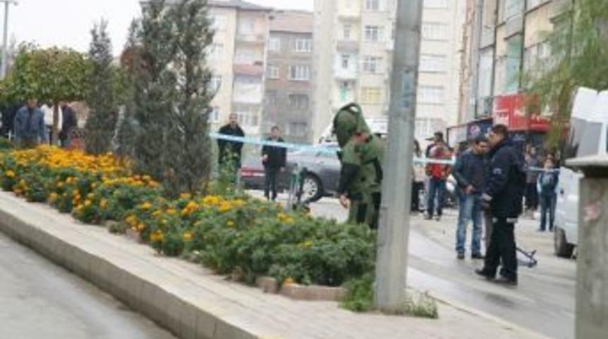 Elazığ'da Ş&uuml;pheli &Ccedil;anta Paniği