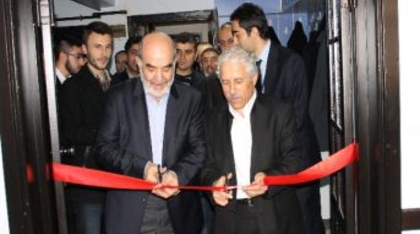 Ekader&rsquo;in A&ccedil;ılışını Gazeteci Taşgetiren Yaptı