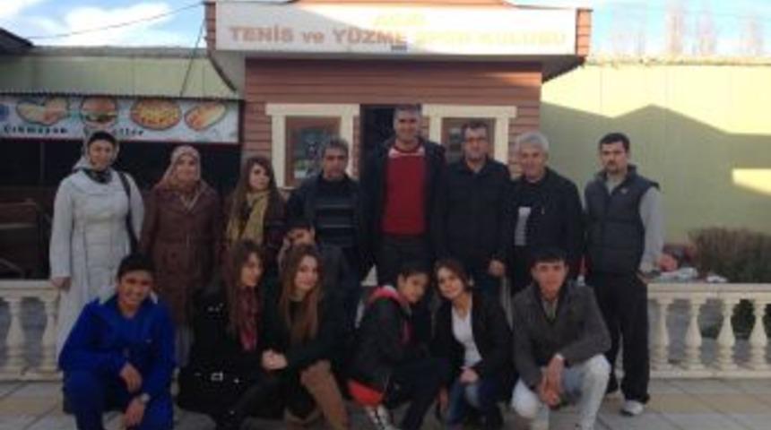 Ağrılı Tenis&ccedil;iler İspanya&rsquo;ya U&ccedil;tu