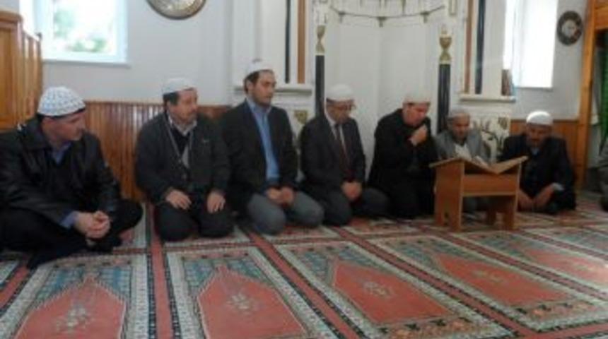 Alioğlu köyü aşure günü düzenledi