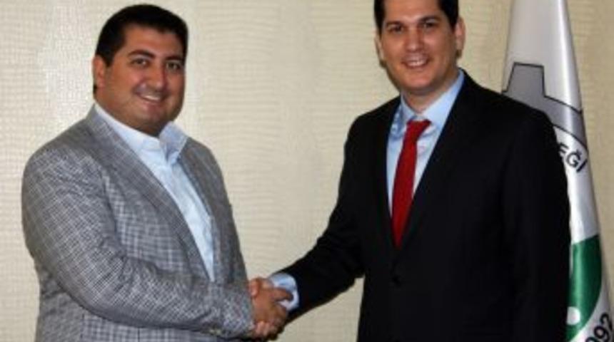 Soner Anafarta, enerjisiyle &ouml;ne &ccedil;ıkıyor