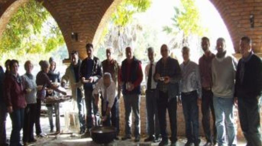 Muğla Malatyalılar Derneği7nden Aşure G&uuml;n&uuml; Etkinliği