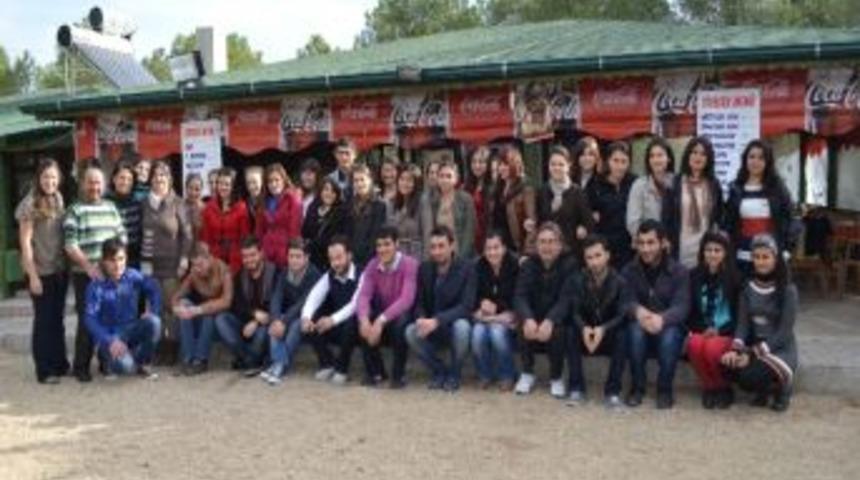 Halkla İlişkiler &Ouml;ğrencileri Kahvaltıda Buluştu