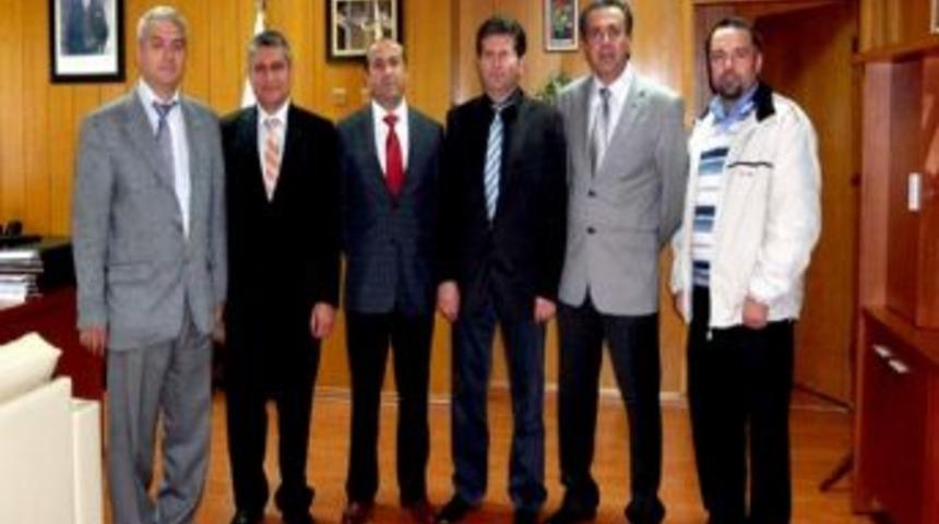 Aydınlı Veterinerlerden İl M&uuml;d&uuml;r&uuml; K&ouml;ksal&rsquo;a Ziyaret