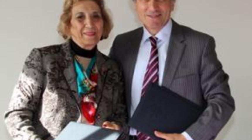 AR&Uuml; Kız &ouml;ğrenci yurduna kavuşuyor