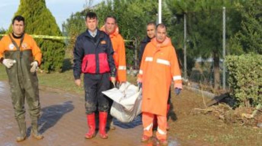 Selde Kaybolan Yaşlı Kadın &Ouml;l&uuml; Bulundu
