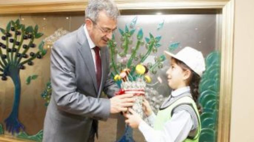 &Ouml;ğrencilerden K&ouml;şker'e Eko &Ccedil;i&ccedil;ek