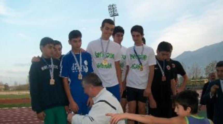 Efsane Geri D&ouml;nd&uuml;