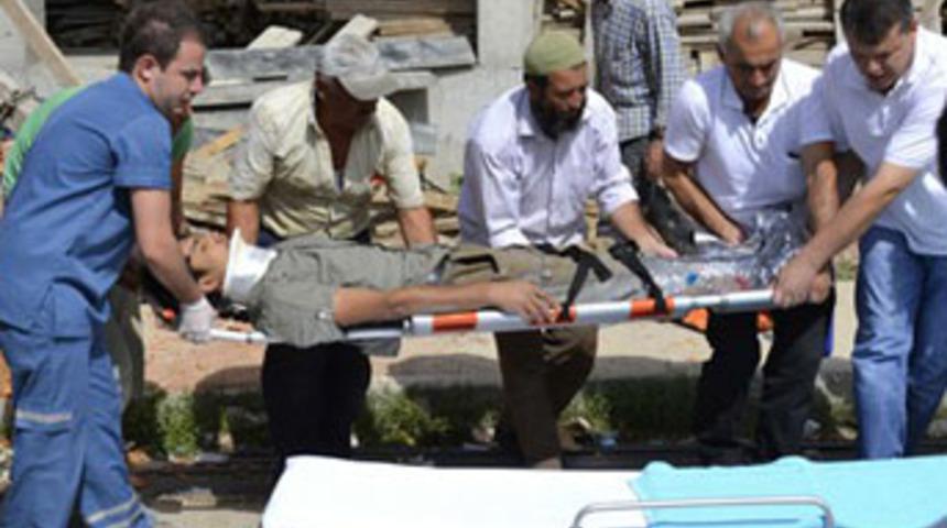 Hastane asansörünün halatı koptu: 8 yaralı