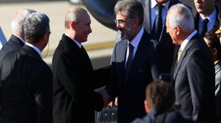 Putin, Dolmabah&ccedil;e'ye Hareket Etti