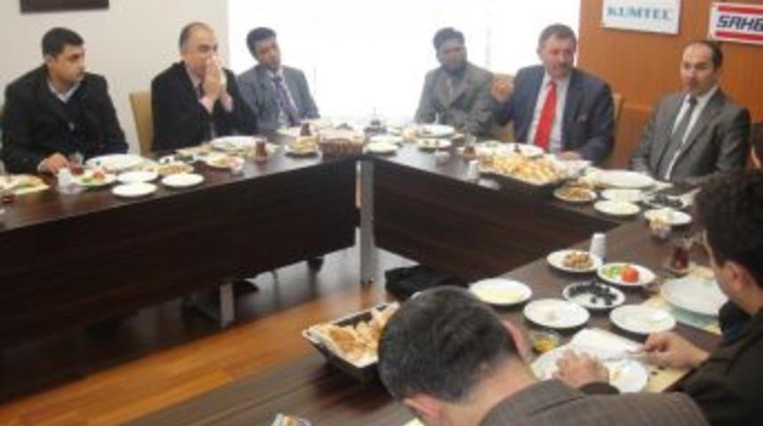 Bangladeş Iş Adamlarına Tanıtıldı