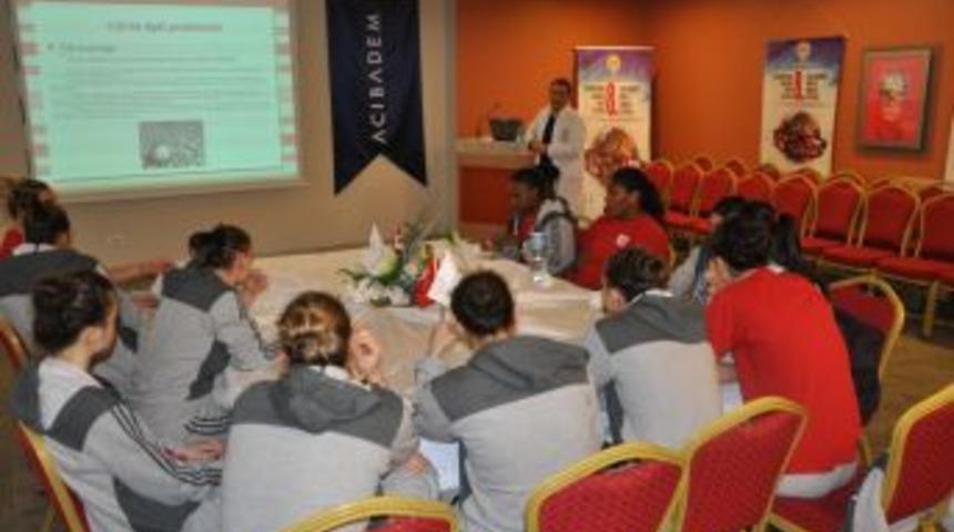 Adana Botaşspor seminere katıldı