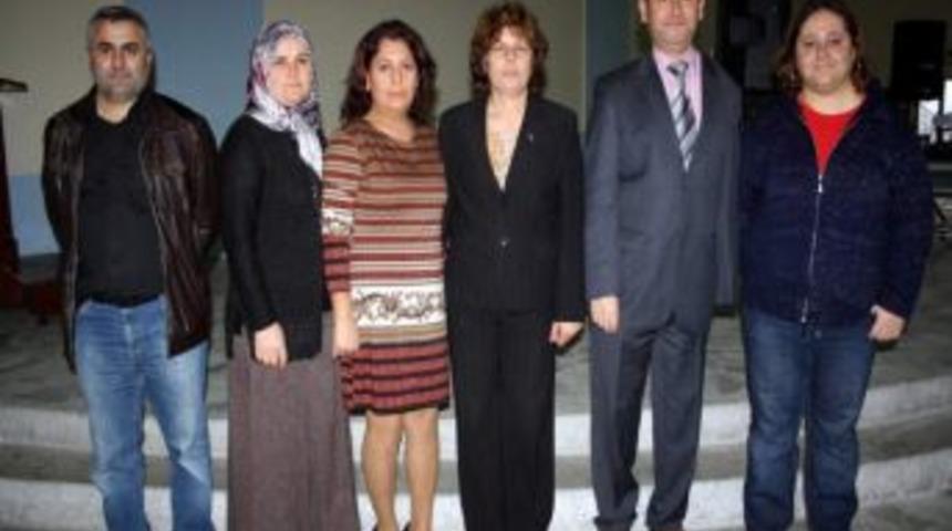 Okula Yardım İ&ccedil;in Bir Araya Geldiler