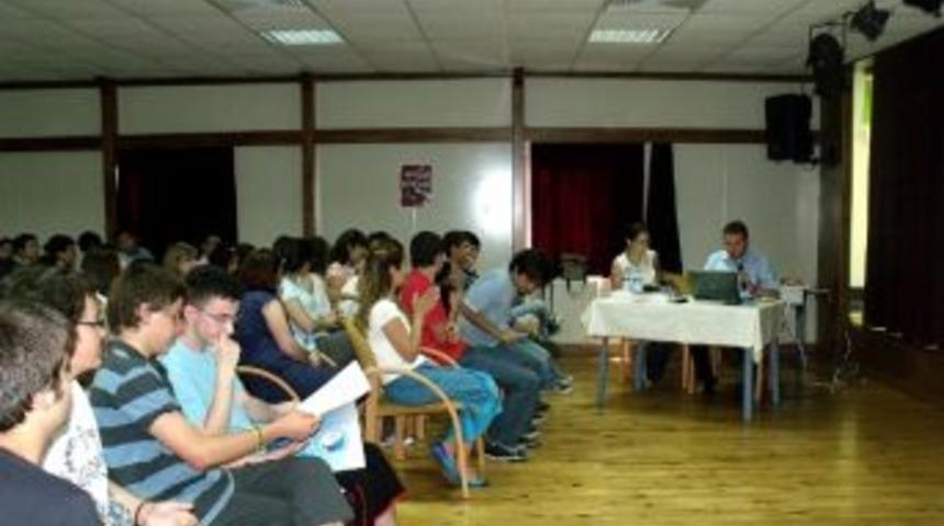 Okullarda &Ccedil;evre Eğitimleri Devam Ediyor