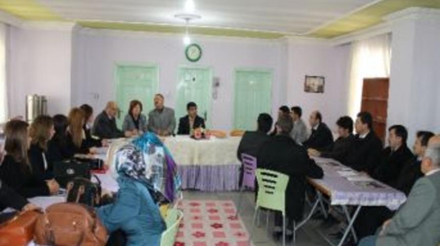 Karaman'da &Ouml;zel &Ouml;ğrenci Yurt M&uuml;d&uuml;rleri Toplantısı