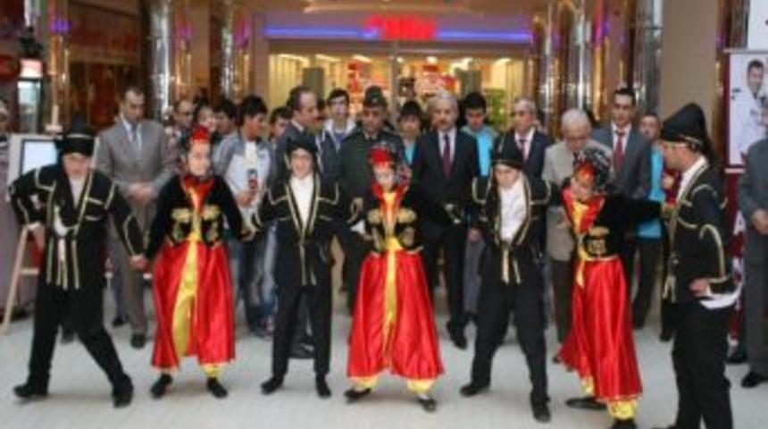 D&uuml;zce&rsquo;de &Ouml;zel &Ouml;ğrencilerden, &Ouml;zel Sergi