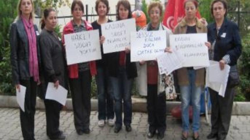 Chp'li Kadınlar, Kadına Y&ouml;nelik Şiddete Dikkat &Ccedil;ekti