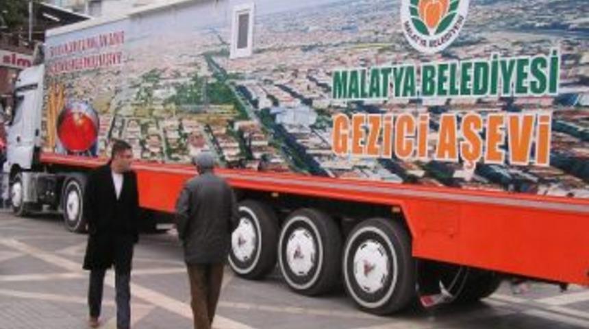 Malatya Belediyesi, Gezici Aşevi Tır'ını Sergiledi