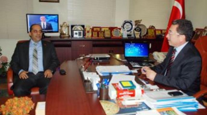 &Ouml;zer&rsquo;den Başkan &Ouml;zt&uuml;rk&rsquo;e ziyaret