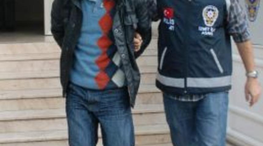 Kardeşini Bı&ccedil;aklayan Şahıs Adliyeye Sevk Edildi