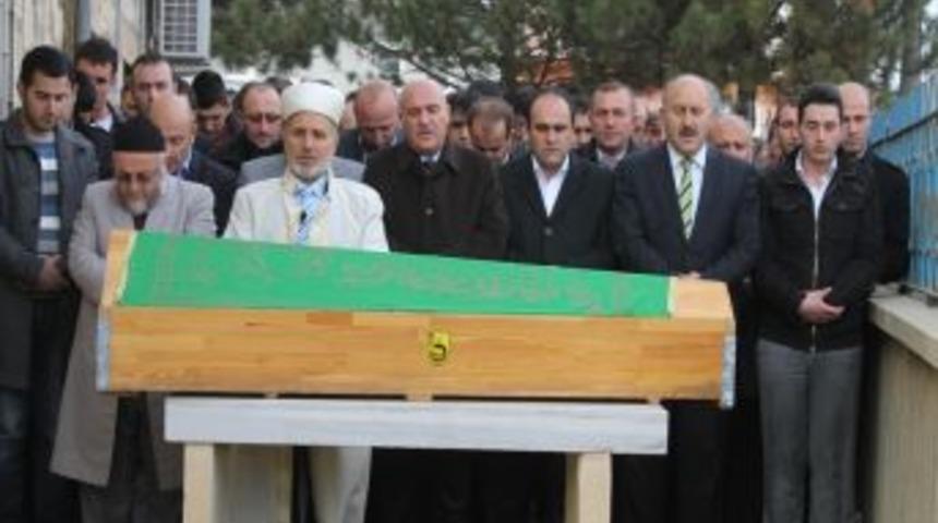 B&uuml;nyamin &Ouml;zbek'in Teyzesi Dualar Eşliğinde Uğurlandı