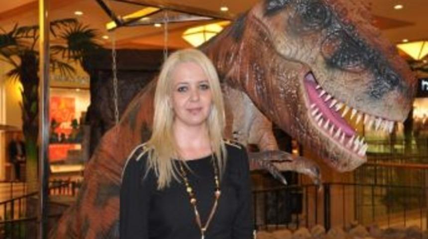 Meysu Outlet, Engelliler G&uuml;n&uuml;nde Engelli &Ouml;ğrencileri Ağırladı