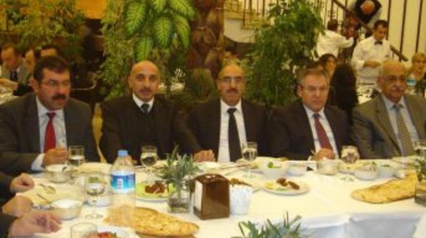 Ladikliler, Başkent'te B&uuml;rokrat Hemşehrileriyle Buluştu