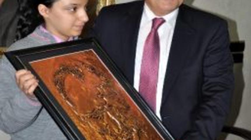 Engelli &Ouml;ğrencilerden Vali Ayyıldız&rsquo;a Ziyaret