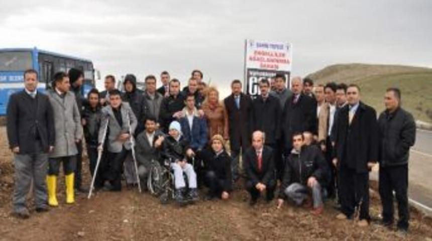 Yozgat&rsquo;ta Engelliler Fidan Dikti