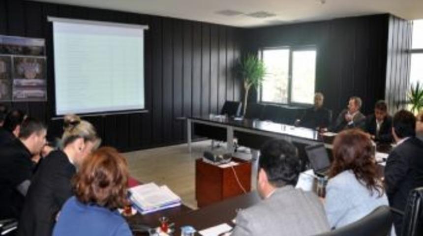 Om&uuml; Geleceğini Planlıyor