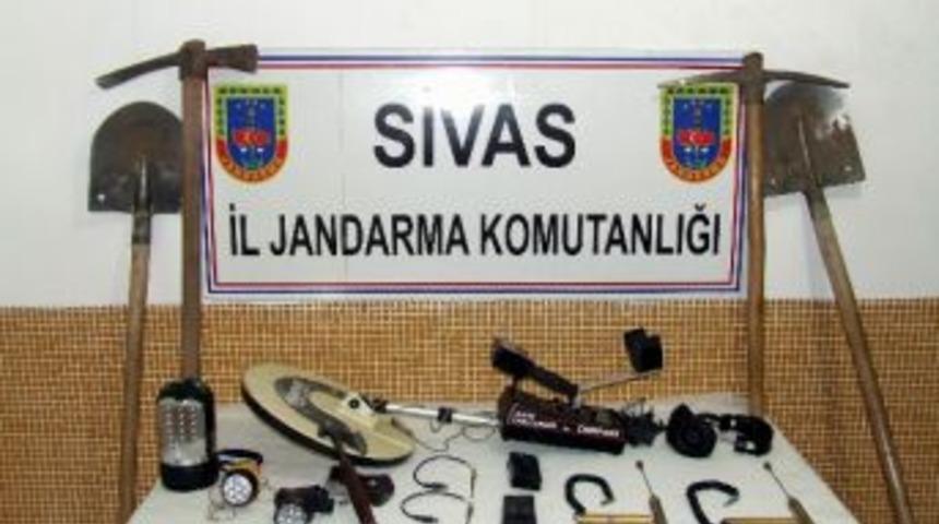 Ka&ccedil;ak Kazı Yapanlara Su&ccedil;&uuml;st&uuml;