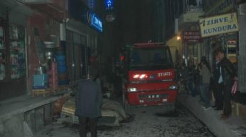 Hakkari&rsquo;de Korkutan Yangın