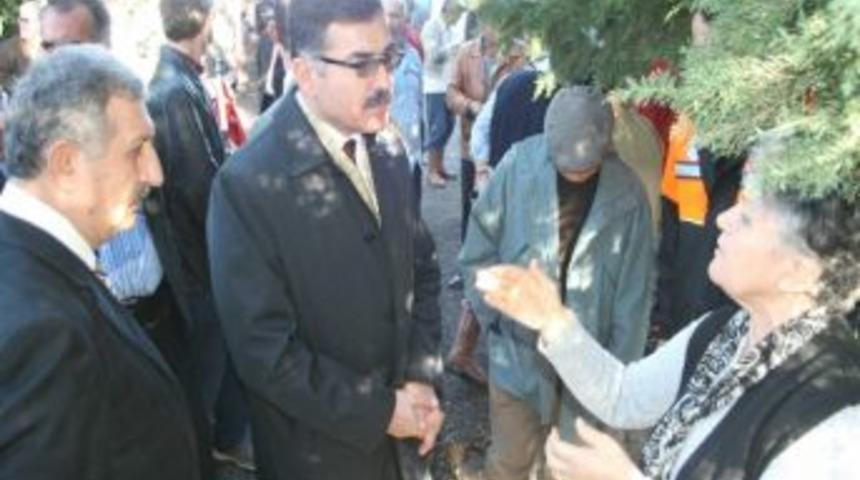 Balıkesir Valisi Ahmet Turhan G&ouml;me&ccedil; Ve Altınova&rsquo;da