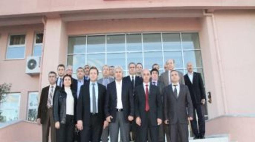 Akhisar Belediyesi&rsquo;nden Bakım Ve Rehabilitasyon Merkezine Ziyaret