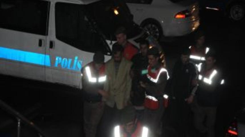 'Su&ccedil; &Ouml;rg&uuml;t&uuml; &Uuml;yesi' 25 Kişi Adliyeye Sevk Edildi